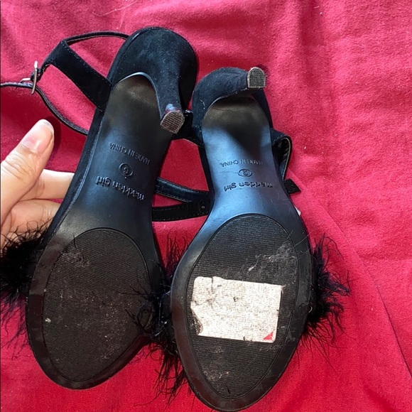 heels - Picture 2 of 2